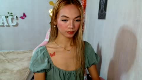Snapshot of scarlett_bratt chatting on 06/12/26, 08:57 scarlett_bratt online show from 06/12/26, 08:57