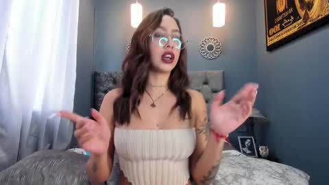 Scarlett online show from 10/14/25, 04:41