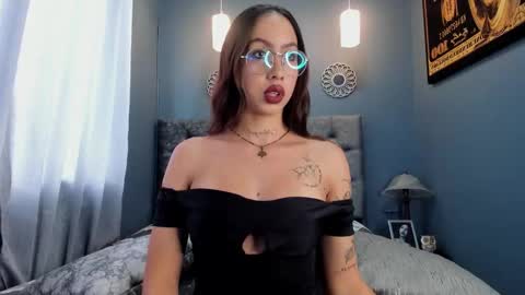 Scarlett online show from 10/15/25, 05:02