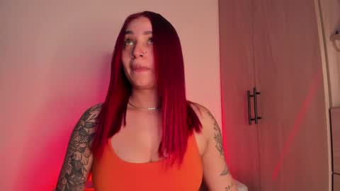 SCARLETT COLLINS online show from 09/25/25, 11:25
