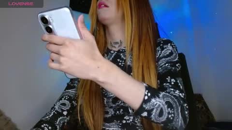 Snapshot of scarlett_crastrawberry chatting on 05/01/26, 06:34 scarlet online show from 05/01/26, 06:34