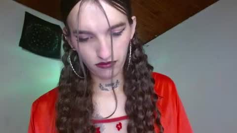 scarlet online show from 06/18/26, 12:42