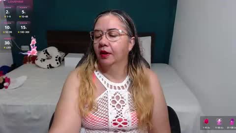Scarlett  online show from 10/10/25, 07:46