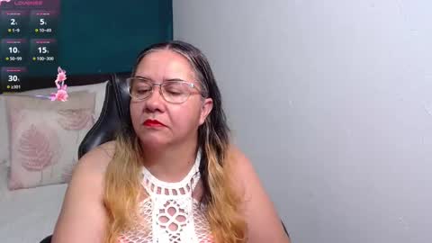 Scarlett  online show from 10/19/25, 02:12