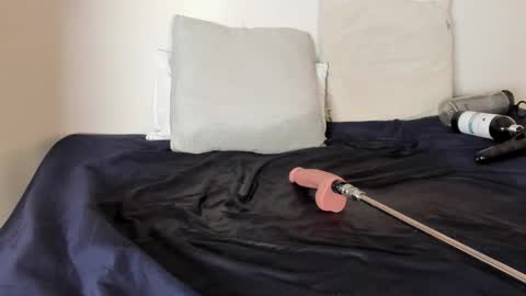 Scarlett  online show from 10/31/25, 09:32