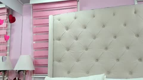 Snapshot of scarlett_leblanc_ chatting on 07/25/26, 12:14 scarlett_leblanc_ online show from 07/25/26, 12:14