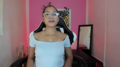 scarlett_lune online show from 06/02/26, 11:23