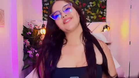 scarlett montoya  online show from 10/15/25, 11:54