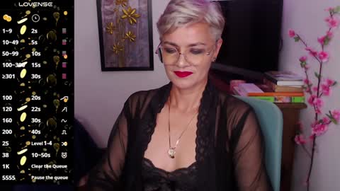 Scarlett online show from 01/06/25, 10:58