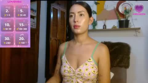 Snapshot of scarlett_ross2 chatting on 08/06/26, 02:24 scarlett_ross2 online show from 08/06/26, 02:24