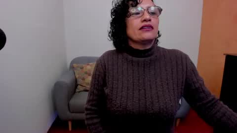 Snapshot of scarlett_sax chatting on 07/14/26, 09:53 Scarlett sax online show from 07/14/26, 09:53