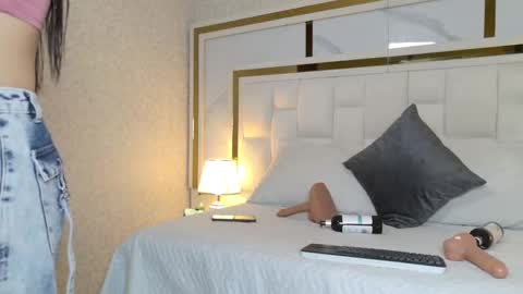 scarlett_sm online show from 09/29/25, 07:19