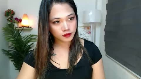    online show from 10/03/25, 10:34