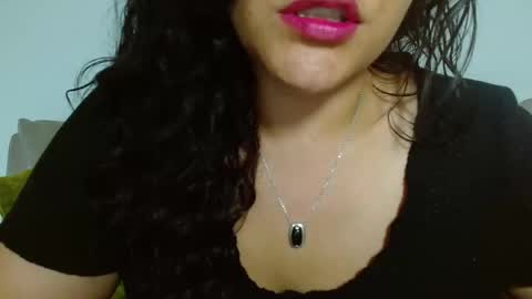 hellen  online show from 04/20/26, 09:27