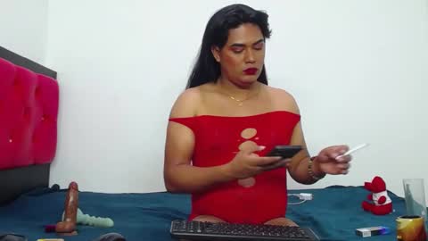 Snapshot of scarlett_tomsomp chatting on 02/27/25, 07:55 scarlett online show from 02/27/25, 07:55