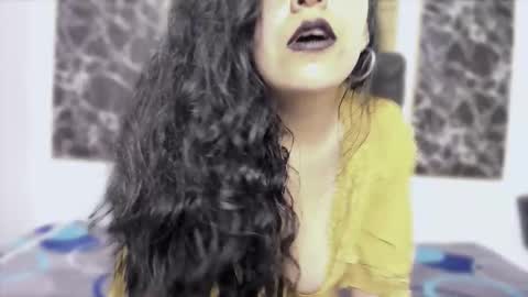 Scarlett online show from 11/08/25, 03:12