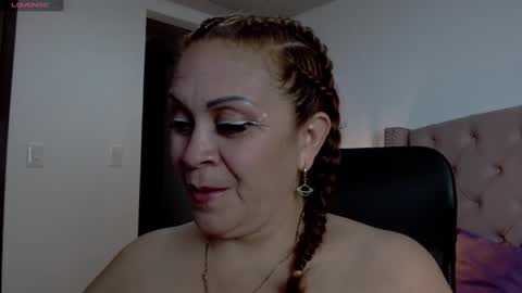 Snapshot of scarlettbooty chatting on 03/07/25, 03:40 scarlettbooty online show from 03/07/25, 03:40