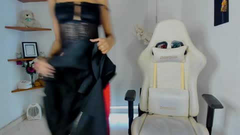 Scarlett online show from 01/02/25, 10:11