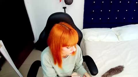 Scarlett online show from 09/19/25, 12:50