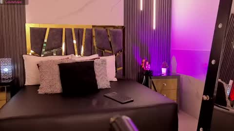 scarlettorres online show from 04/21/26, 01:42