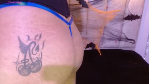 Scarlett online show from 10/23/25, 05:07