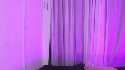 Scarlett online show from 11/25/25, 04:45