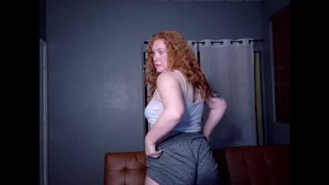 Snapshot of scarlettredff chatting on 10/10/25, 03:05 ScarlettredFF online show from 10/10/25, 03:05