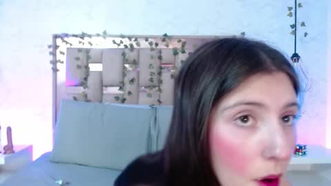 Scarlet online show from 09/09/25, 11:32