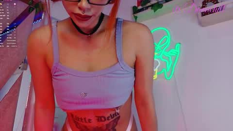 Scarlett  online show from 10/25/25, 12:13