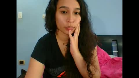 Snapshot of scarlettscottx chatting on 04/25/26, 08:17 Nataly online show from 04/25/26, 08:17