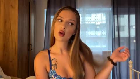 Snapshot of scarlettsmithz chatting on 07/17/26, 03:24 ScarlettSmithz online show from 07/17/26, 03:24