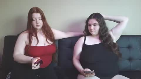 Snapshot of scarletttsinner chatting on 07/14/26, 11:10 scarletttsinner online show from 07/14/26, 11:10