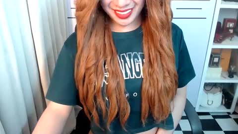 Queen Scarlet online show from 03/04/26, 08:59