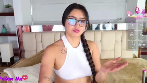 scarllet online show from 09/27/25, 12:10