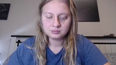 Snapshot of scartit chatting on 07/08/26, 01:21 ScarTit Bernhard online show from 07/08/26, 01:21