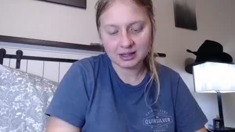 Snapshot of scartit chatting on 07/10/26, 11:18 ScarTit Bernhard online show from 07/10/26, 11:18