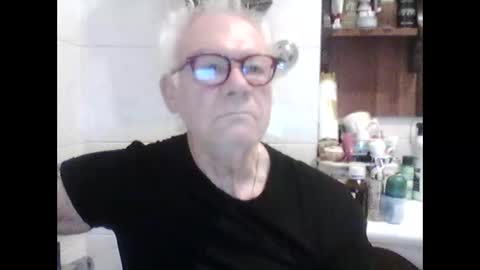 schizzodoro online show from 10/15/25, 02:55