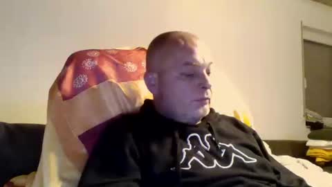 Snapshot of schnibschnab chatting on 10/03/25, 01:13 schnibschnab online show from 10/03/25, 01:13
