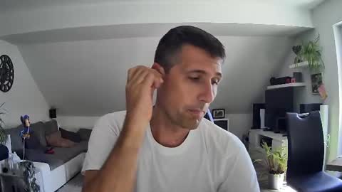 Snapshot of schnuckigeil chatting on 06/24/26, 09:19 Dildomen online show from 06/24/26, 09:19