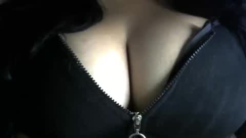 mai latina online show from 09/26/25, 11:31