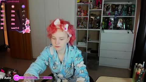 Snapshot of school_love chatting on 04/24/26, 07:22 Rina online show from 04/24/26, 07:22
