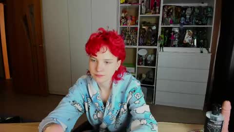 Snapshot of school_love chatting on 04/26/26, 07:28 Rina online show from 04/26/26, 07:28
