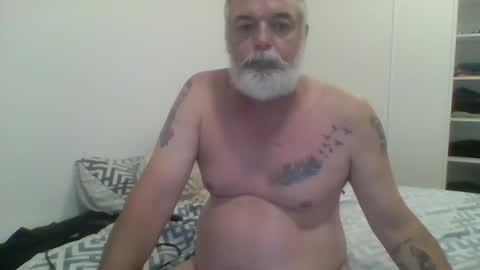 Snapshot of schooner73 chatting on 02/04/25, 04:37 Schooner73 online show from 02/04/25, 04:37