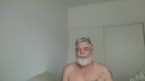 Snapshot of schooner73 chatting on 02/12/25, 02:03 Schooner73 online show from 02/12/25, 02:03