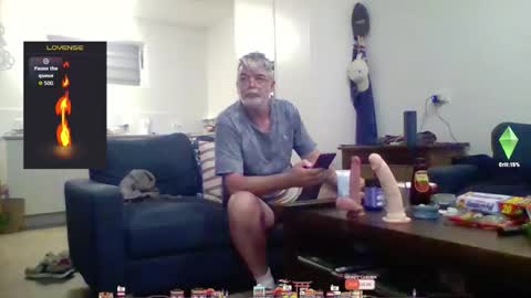 Snapshot of schooner73 chatting on 06/06/26, 10:20 Schooner73 online show from 06/06/26, 10:20