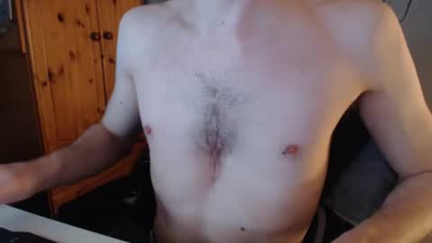 Snapshot of schweppppp chatting on 04/14/26, 10:49 Schweppppp online show from 04/14/26, 10:49
