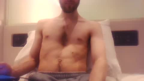 Snapshot of schweppppp chatting on 04/28/26, 04:01 Schweppppp online show from 04/28/26, 04:01