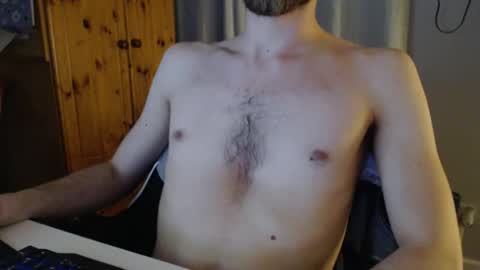 Snapshot of schweppppp chatting on 05/02/26, 12:04 Schweppppp online show from 05/02/26, 12:04
