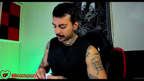 Alejandro help me to reach 200 thumps up online show from 10/05/25, 06:56