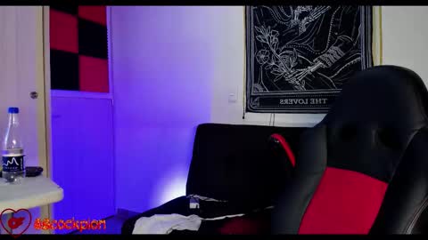 Alejandro help me to reach 200 thumps up online show from 11/05/25, 06:57